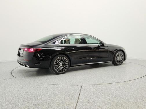 Obsidian Black Metallic 2026 Mercedes-Benz E-Class E 350 RWD Sedan