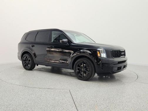 Ebony Black 2023 Kia Telluride EX