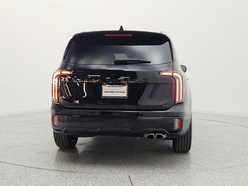Ebony Black 2023 Kia Telluride EX