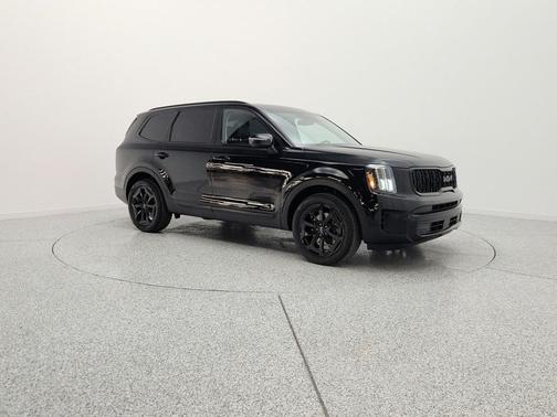 Ebony Black 2023 Kia Telluride EX