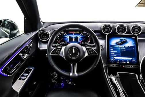 2025 Mercedes-Benz GLC 300 Base