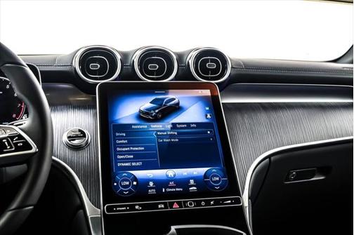 2025 Mercedes-Benz GLC 300 Base
