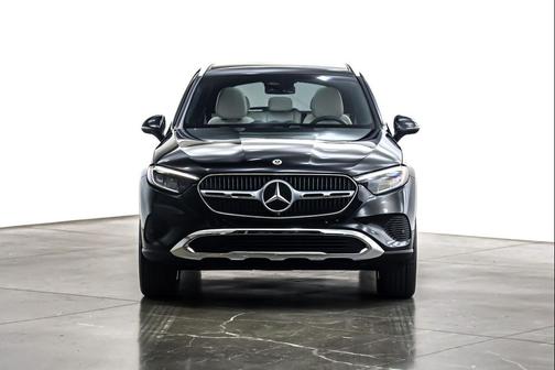 2025 Mercedes-Benz GLC 350e Base