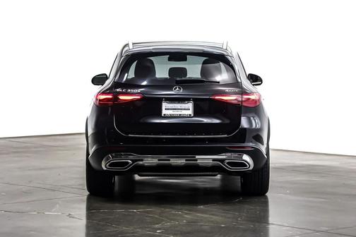 2025 Mercedes-Benz GLC 350e Base