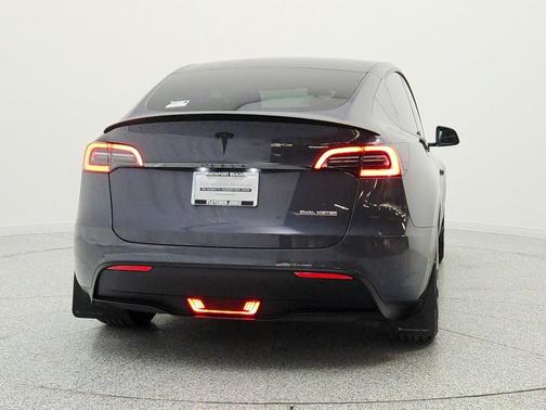 Midnight Silver Metallic 2022 Tesla Model Y Performance Dual Motor All-Wheel Drive