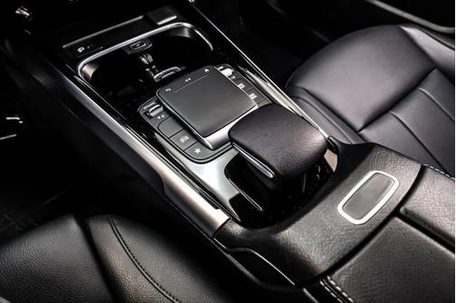 2022 Mercedes-Benz GLB 250 Base