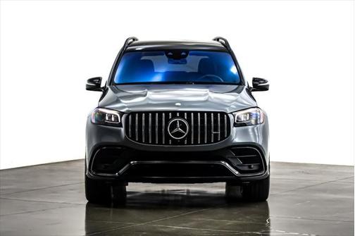 2025 Mercedes-Benz AMG GLS 63 Base