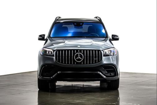 2025 Mercedes-Benz AMG GLS 63 Base
