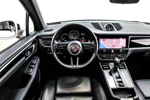 2024 Porsche Macan S