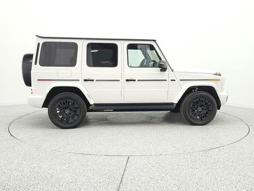 MANUFAKTUR Moonlight White Metallic 2026 Mercedes-Benz G-Class G 580e