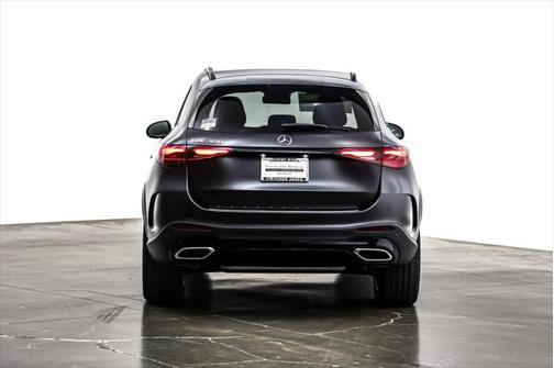 2025 Mercedes-Benz GLC 300 Base