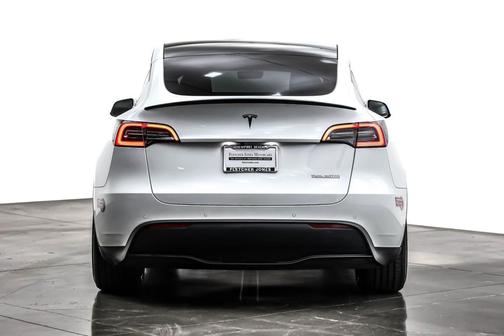 2022 Tesla Model Y Performance Dual Motor All-Wheel Drive