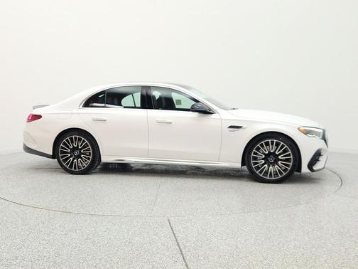 MANUFAKTUR Moonlight White Magno 2026 Mercedes-Benz AMG E 53 E 4MATIC+