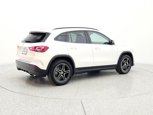 Polar White 2023 Mercedes-Benz GLA 250 Base