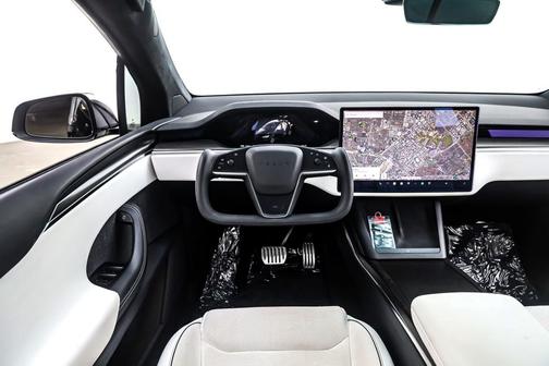 2022 Tesla Model X Plaid Tri Motor All-Wheel Drive