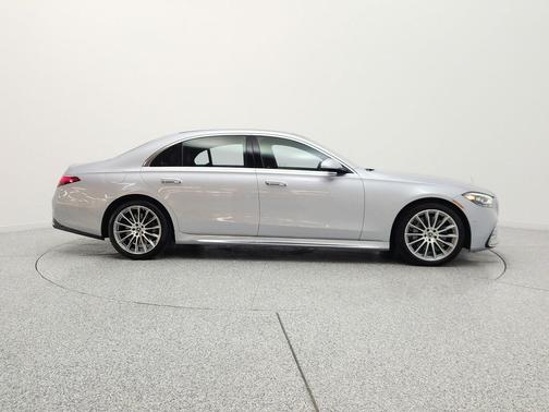 Cirrus Silver 2022 Mercedes-Benz S-Class 4MATIC