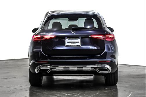 2023 Mercedes-Benz GLC 300 Base