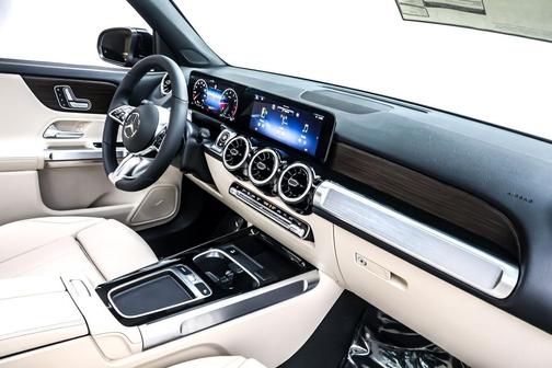 2026 Mercedes-Benz GLB 250 Base