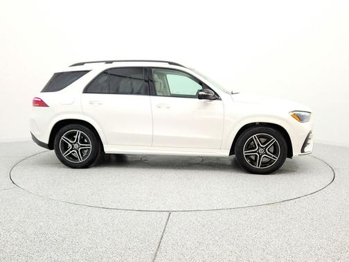 Polar White 2024 Mercedes-Benz GLE 450 4MATIC