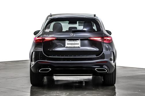 2026 Mercedes-Benz GLC 300 Base