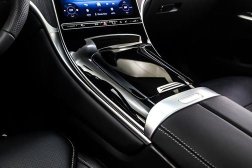 2026 Mercedes-Benz GLC 300 Base