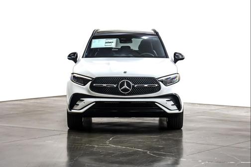 2026 Mercedes-Benz GLC 300 Base