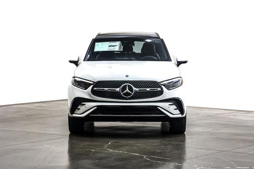 2026 Mercedes-Benz GLC 300 Base