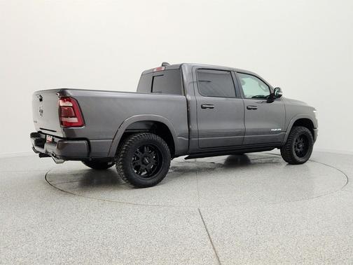 Granite Crystal Metallic Clearcoat 2019 RAM 1500 Laramie