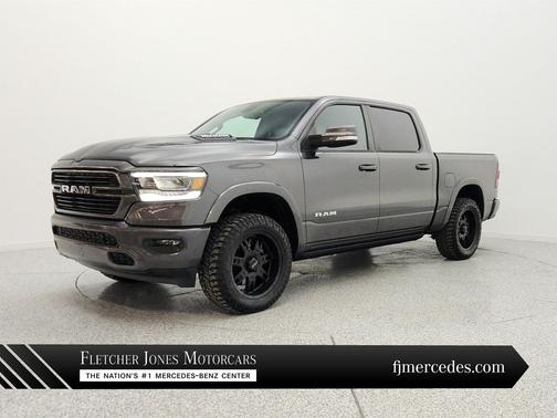 Granite Crystal Metallic Clearcoat 2019 RAM 1500 Laramie
