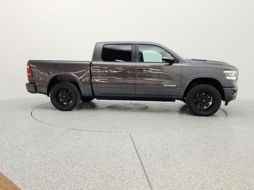 Granite Crystal Metallic Clearcoat 2019 RAM 1500 Laramie