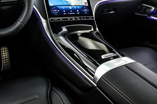 2026 Mercedes-Benz GLC 300 Base