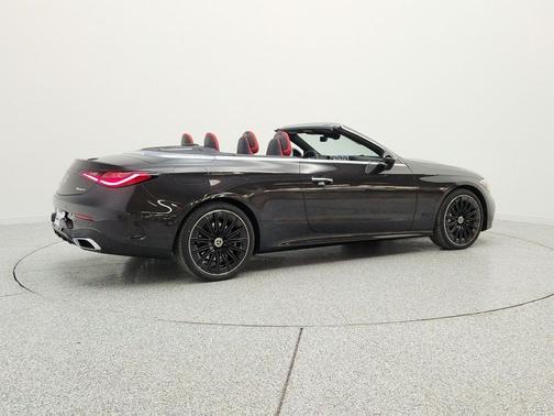 Graphite Grey Metallic 2026 Mercedes-Benz CLE 450 4MATIC
