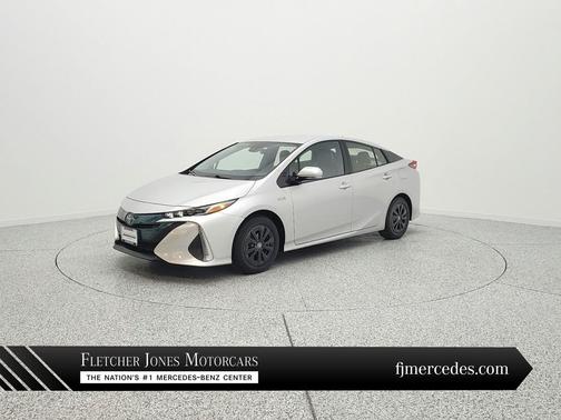 Classic Silver Metallic 2018 Toyota Prius Prime Premium