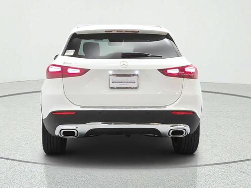 Polar White 2026 Mercedes-Benz GLA 250 Base
