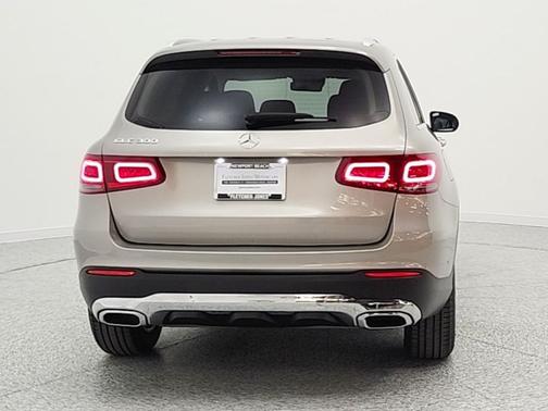Mojave Silver Metallic 2022 Mercedes-Benz GLC 300 Base