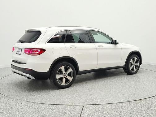 Polar White 2022 Mercedes-Benz GLC 300 Base