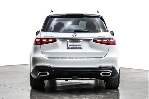 2025 Mercedes-Benz GLS 450 4MATIC