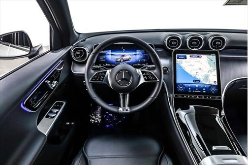 2025 Mercedes-Benz GLC 350e Base