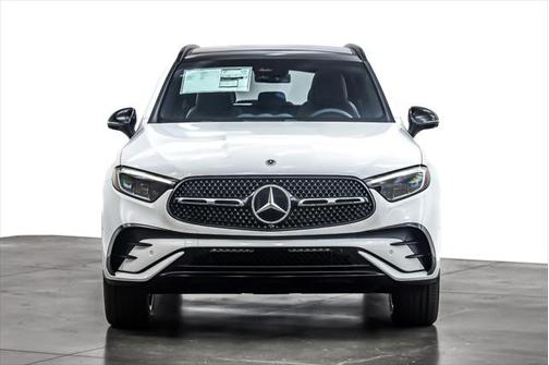 2025 Mercedes-Benz GLC 300 Base