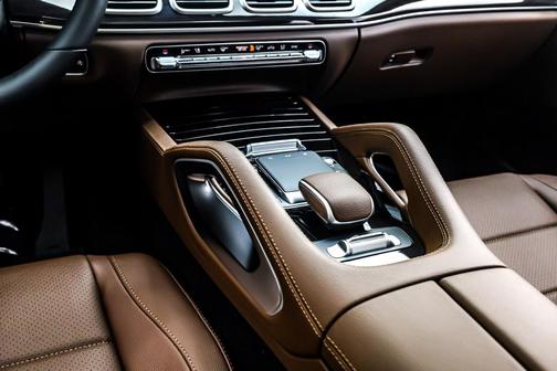 2026 Mercedes-Benz GLS 450 4MATIC