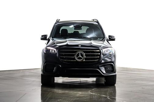 2026 Mercedes-Benz GLS 450 4MATIC