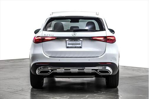 2025 Mercedes-Benz GLC 300 Base
