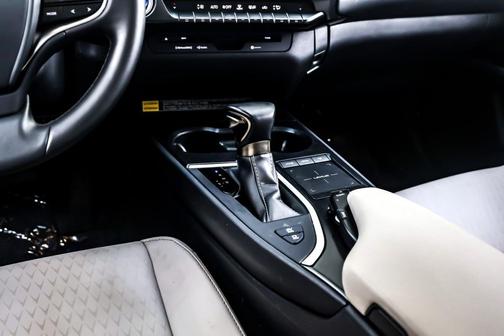 2021 Lexus UX 250h Base