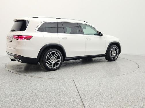 Polar White 2023 Mercedes-Benz GLS 450 4MATIC