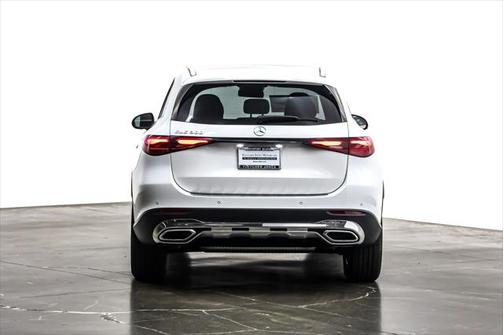 2025 Mercedes-Benz GLC 300 Base