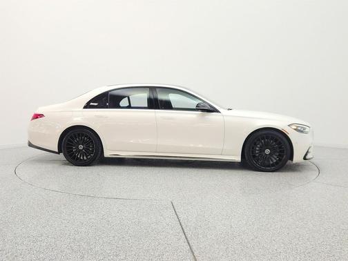 MANUFAKTUR Diamond White 2023 Mercedes-Benz S-Class 4MATIC