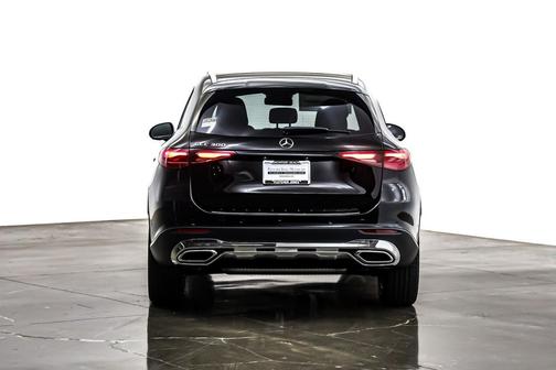 2026 Mercedes-Benz GLC 300 Base