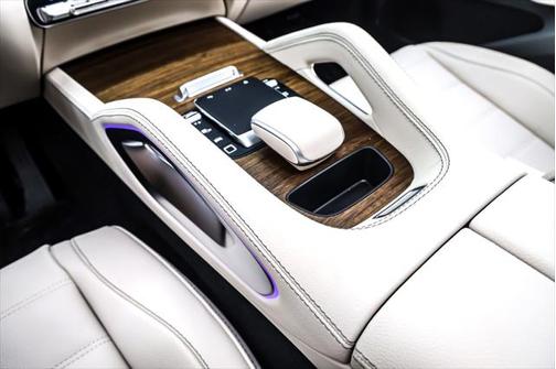 2025 Mercedes-Benz GLE 450e 4MATIC