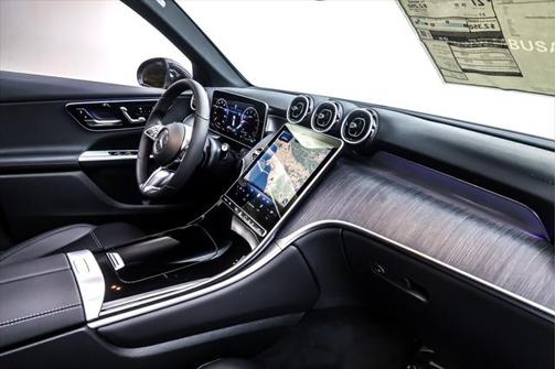 2025 Mercedes-Benz GLC 300 Base