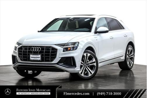 2022 Audi Q8 55 Premium Plus
